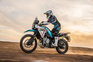 CFMOTO 450MT